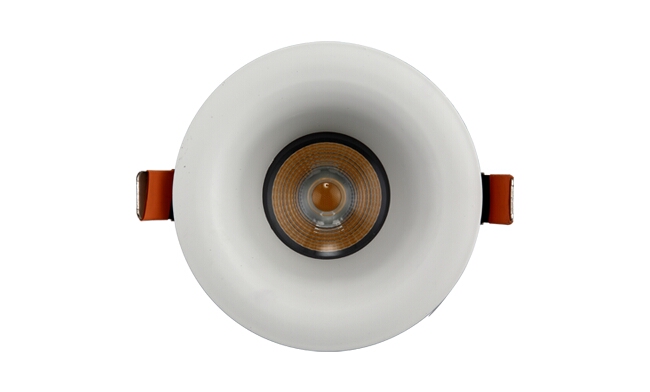 華輝照明專業生產LED筒燈，COB筒燈，全國行業領先，服務過全國各類工程達2000家。