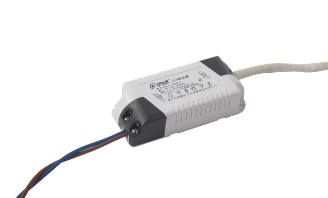 恒流驅動 8-12W 恒流驅動 8-12W