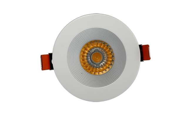 華輝照明專業生產LED筒燈，COB筒燈，全國行業領先，服務過全國各類工程達2000家。