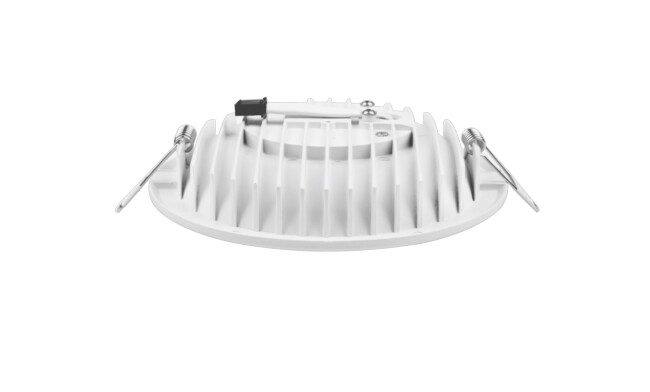 COB筒燈燈體保用5年，驅(qū)動保用2年，光源使用30000小時。