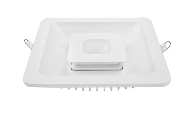 華輝照明LED筒燈驅動為恒流隔離外置驅動,便于安裝維護,與光源板實現完美匹配。 華輝照明LED筒燈驅動為恒流隔離外置驅動,便于安裝維護,與光源板實現完美匹配。