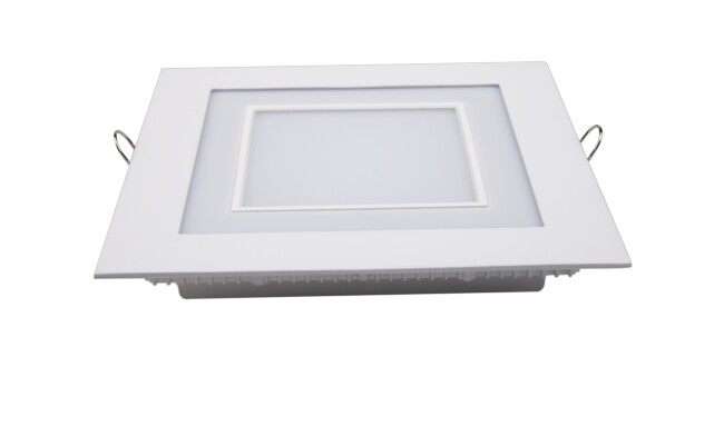 華輝照明產品有:面板燈,led面板燈,面板燈廠家,直發光面板燈,側發光面板燈高P無頻閃LED面板燈,光效均勻、柔和,無眩光。 華輝照明產品有:面板燈,led面板燈,面板燈廠家,直發光面板燈,側發光面板燈高P無頻閃LED面板燈,光效均勻、柔和,無眩光。