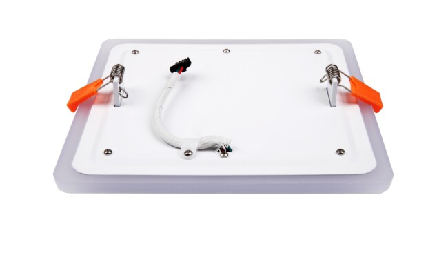 華輝照明成立于1987年,是一家專業生產面板燈,led面板燈,面板燈廠家,直發光面板燈,側發光面板燈的大型企業。 華輝照明成立于1987年,是一家專業生產面板燈,led面板燈,面板燈廠家,直發光面板燈,側發光面板燈的大型企業。