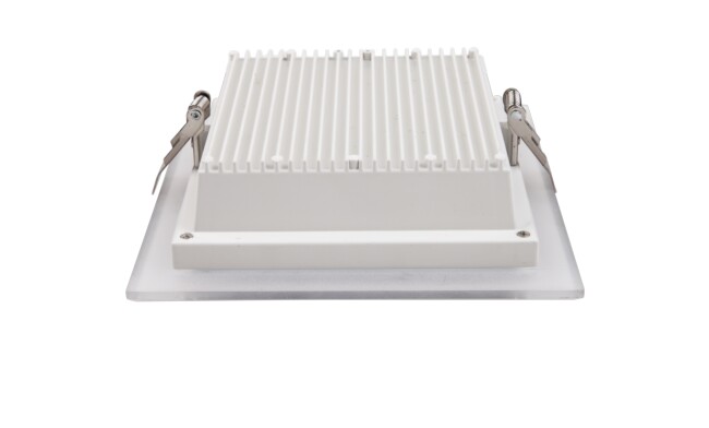 華輝照明專業(yè)LED筒燈廠家,標(biāo)準(zhǔn)的流程與質(zhì)檢程序確保COB筒燈質(zhì)量穩(wěn)定如一。 華輝照明專業(yè)LED筒燈廠家,標(biāo)準(zhǔn)的流程與質(zhì)檢程序確保COB筒燈質(zhì)量穩(wěn)定如一。